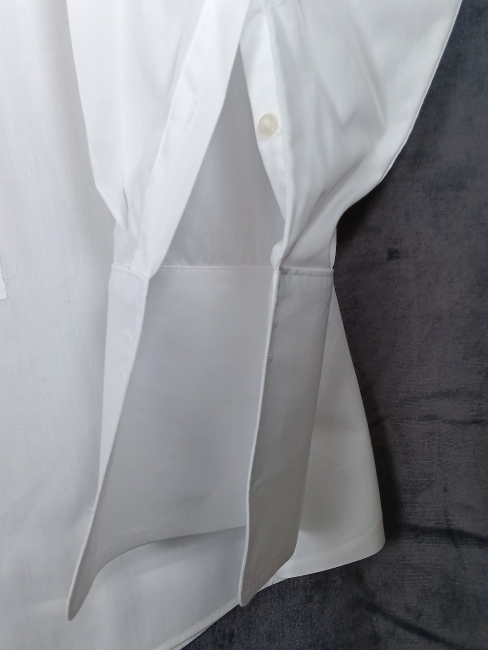 Men's White Pleated Front Tuxedo Dress Shirt - Picture 3 of 14